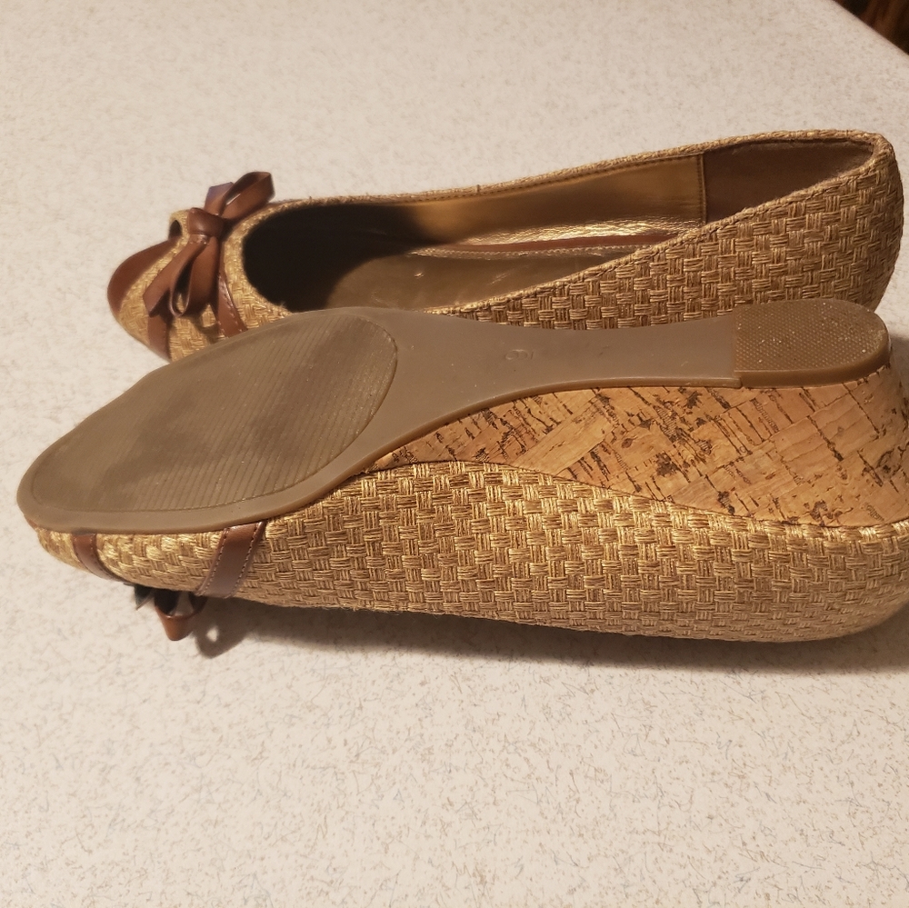 Coach Women’s Tan woven Wedge shoes Size 9
